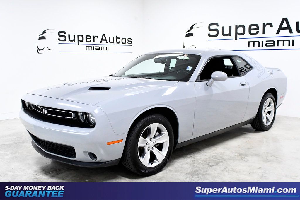 2021 Dodge Challenger SXT RWD - 22365578 - 0