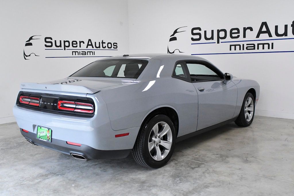 2021 Dodge Challenger SXT RWD - 22365578 - 3