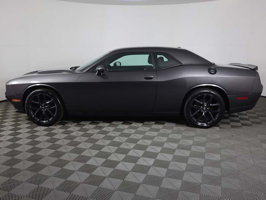 2021 Dodge Challenger SXT RWD - 22730948 - 8