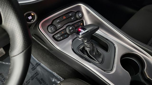 2021 Dodge Challenger SXT RWD w/ Blacktop Package - 23081849 - 14