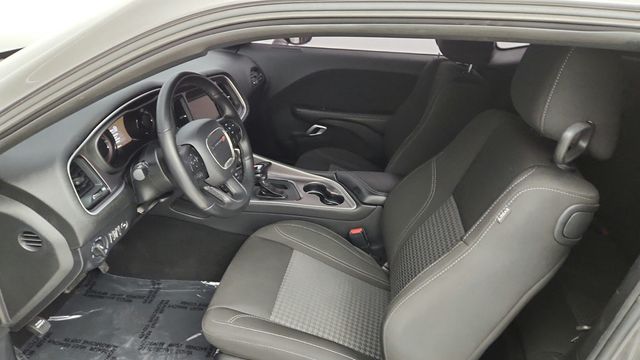 2021 Dodge Challenger SXT RWD w/ Blacktop Package - 23081849 - 17