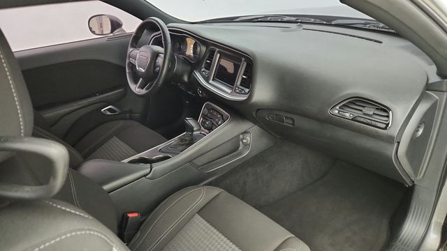 2021 Dodge Challenger SXT RWD w/ Blacktop Package - 23081849 - 20
