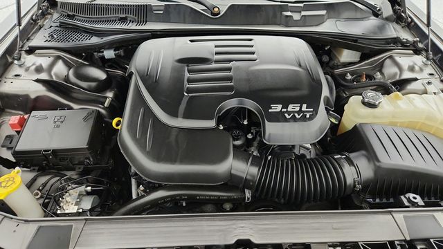 2021 Dodge Challenger SXT RWD w/ Blacktop Package - 23081849 - 22