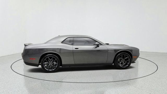 2021 Dodge Challenger SXT RWD w/ Blacktop Package - 23081849 - 3