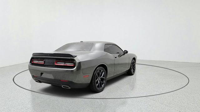 2021 Dodge Challenger SXT RWD w/ Blacktop Package - 23081849 - 4