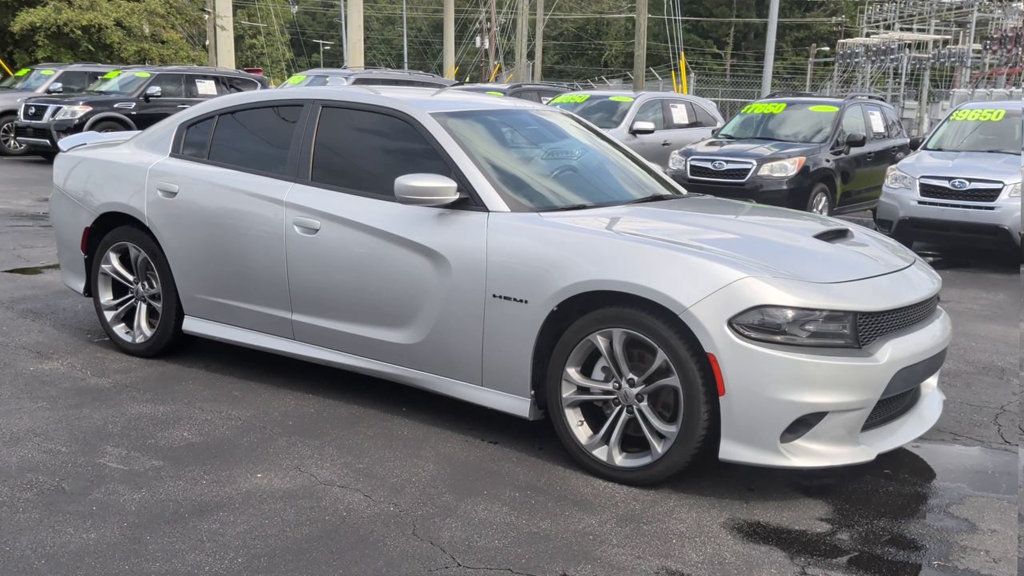 Dodge Charger R/T RWD photo 2