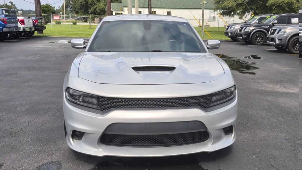 Dodge Charger R/T RWD photo 3
