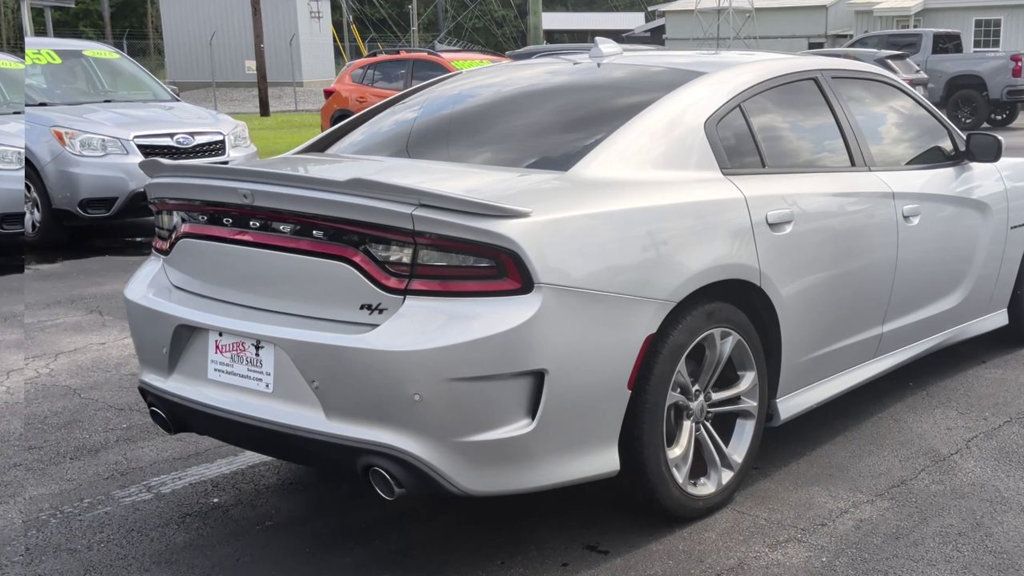 Dodge Charger R/T RWD photo 8