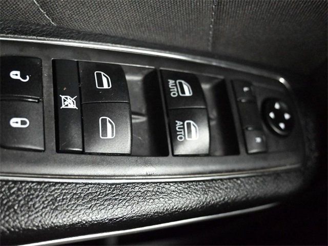 2021 Dodge Charger R/T photo 19