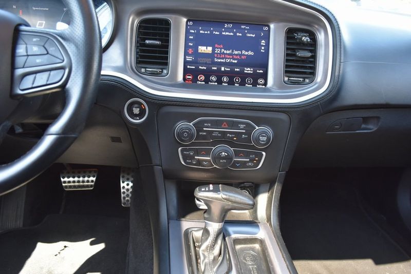 2021 Dodge Charger R/T photo 14