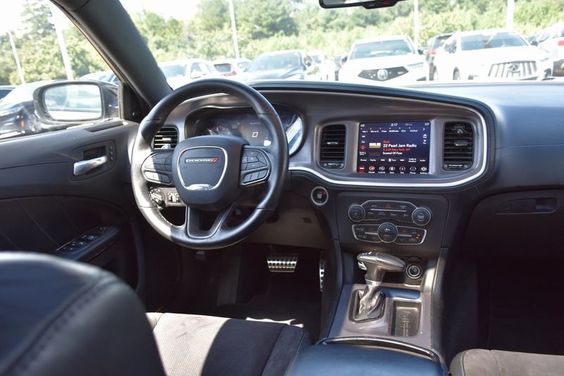2021 Dodge Charger R/T photo 15