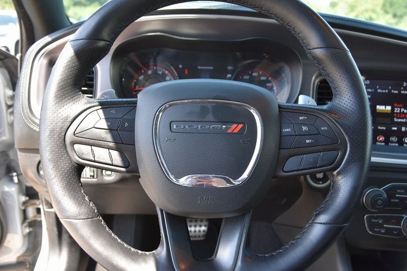2021 Dodge Charger R/T photo 16