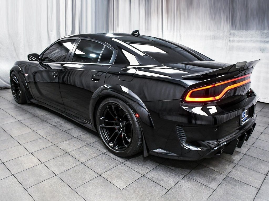 2021 Dodge Charger R/T Scat Pack Widebody photo 4