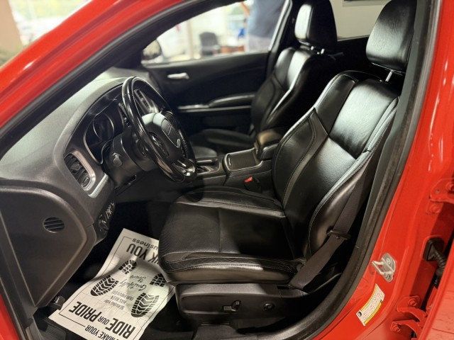 2021 Dodge Charger SXT photo 17