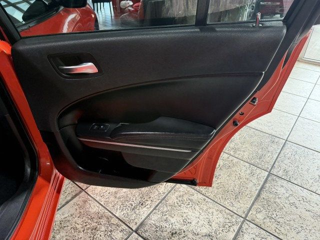 2021 Dodge Charger SXT photo 21