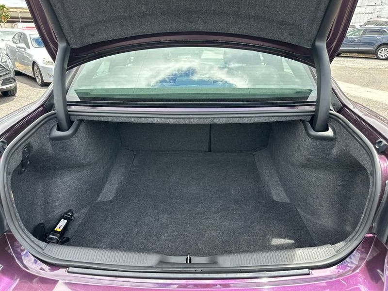 2021 Dodge Charger SXT RWD - 22898097 - 19