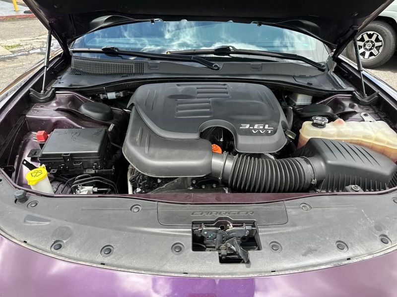 2021 Dodge Charger SXT RWD - 22898097 - 20