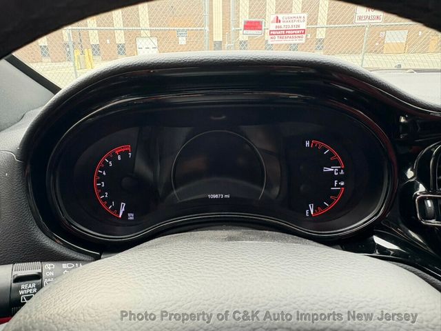 2021 Dodge Durango R/T AWD,BLACKTOP PACKAGE,2ND ROW CAPTAIN CHAIRS,SUNROOF,BLIND SP - 22995885 - 42