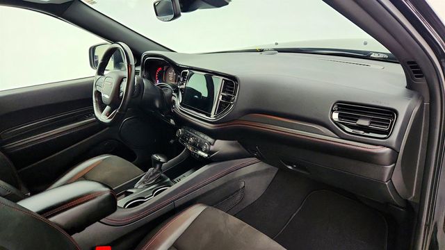 2021 Dodge Durango R/T AWD w/ Technology Group, Blacktop Pkg & Power Sunroof - 23015379 - 26