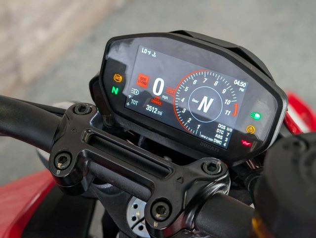 2021 Ducati Hypermotard 950 SP SUPER CLEAN! - 23017185 - 10