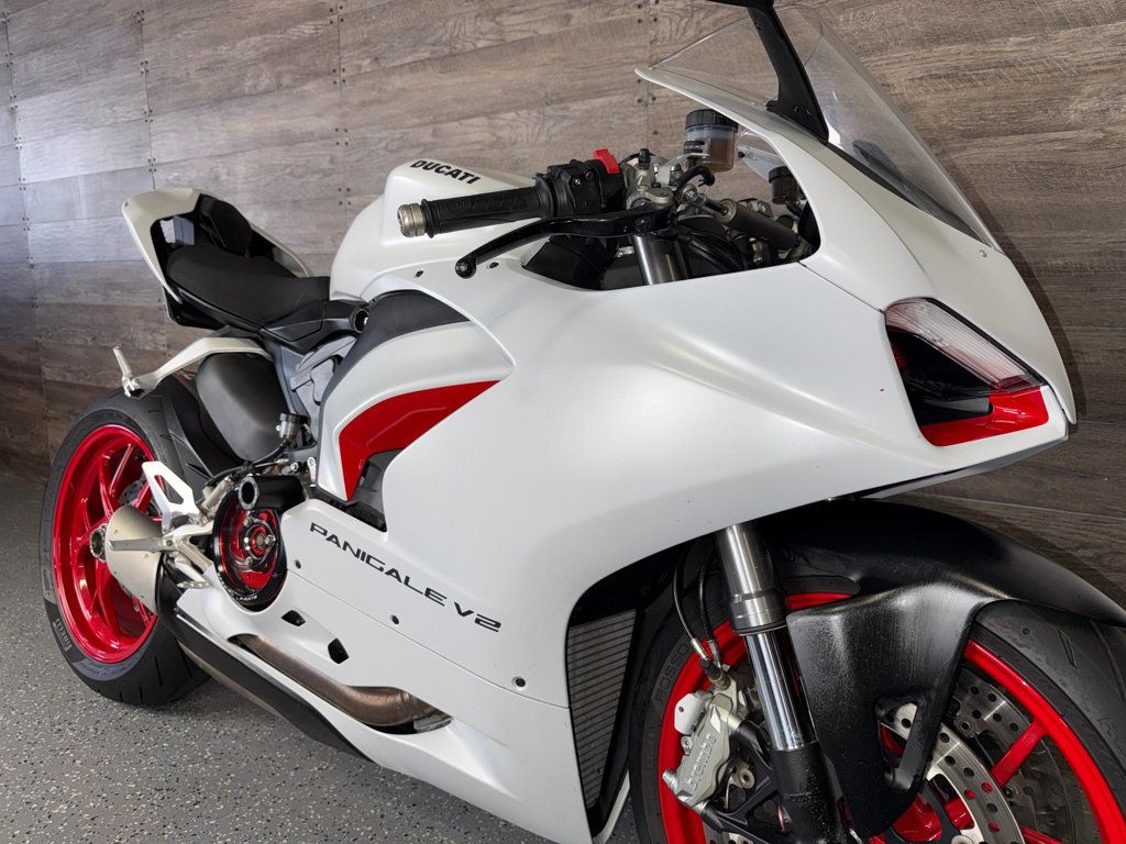 2021 Ducati Panigale V2 LOW MILES! - 23022197 | Video 2