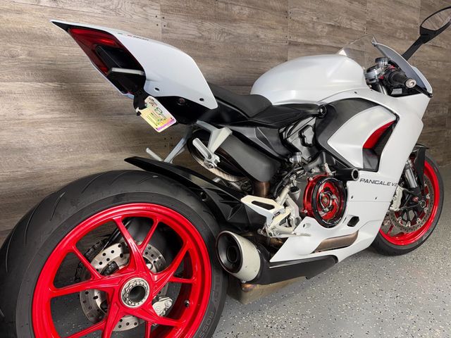 2021 Ducati Panigale V2 LOW MILES! - 23022197 - 2