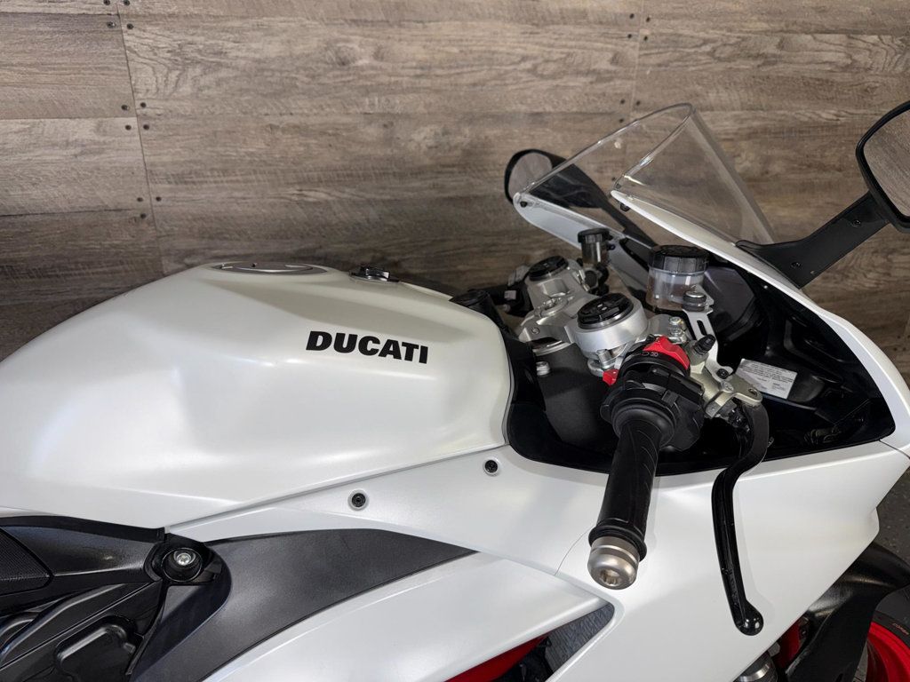 2021 Ducati Panigale V2 LOW MILES! - 23022197 - 4