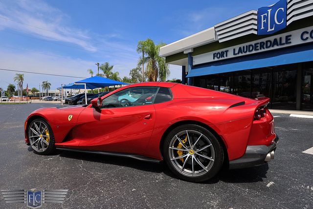 2021 Ferrari 812 GTS Convertible - 23078569 - 6