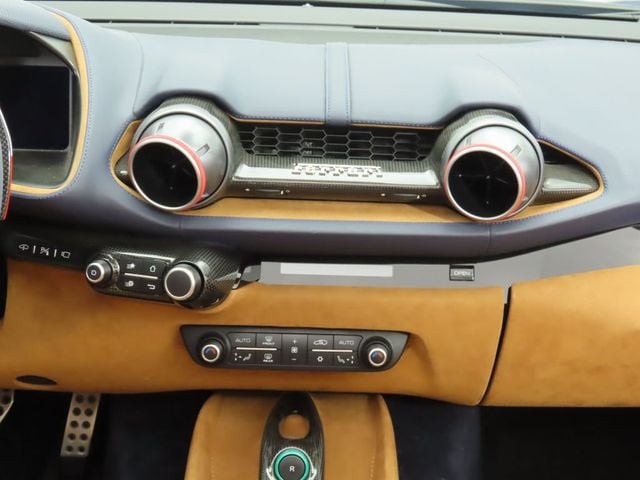 2021 Ferrari 812 GTS Convertible - 22995244 - 21