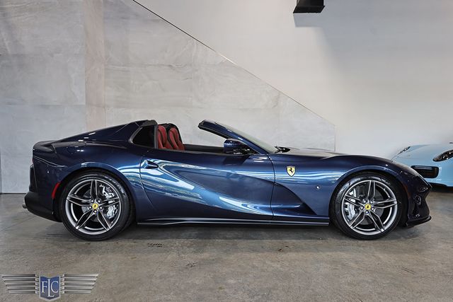 2021 Ferrari 812 GTS Convertible - 22993366 - 1