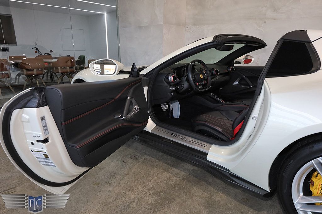 2021 Ferrari 812 GTS Convertible - 23049095 - 18