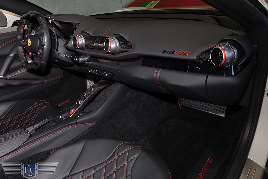 2021 Ferrari 812 GTS Convertible - 23049095 - 24