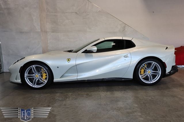 2021 Ferrari 812 GTS Convertible - 23049095 - 2