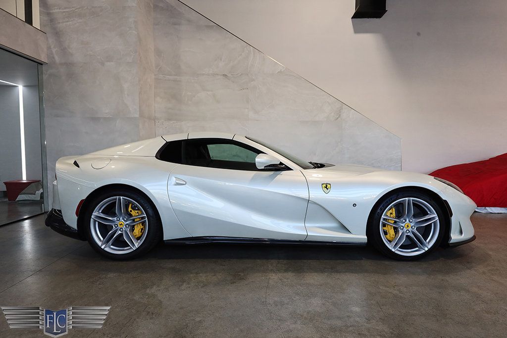 2021 Ferrari 812 GTS Convertible - 23049095 - 49