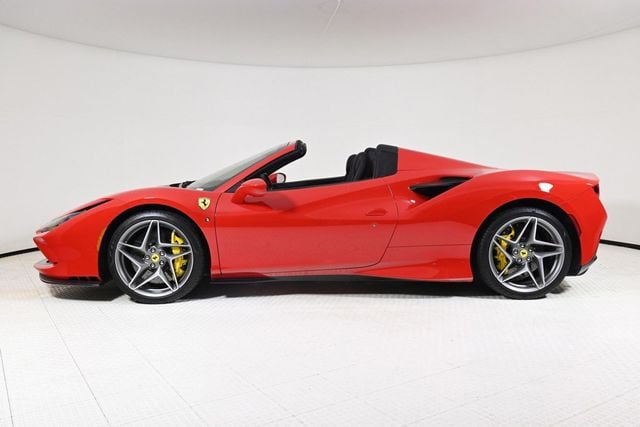 2021 Ferrari F8 Spider Base - 22764097 - 8