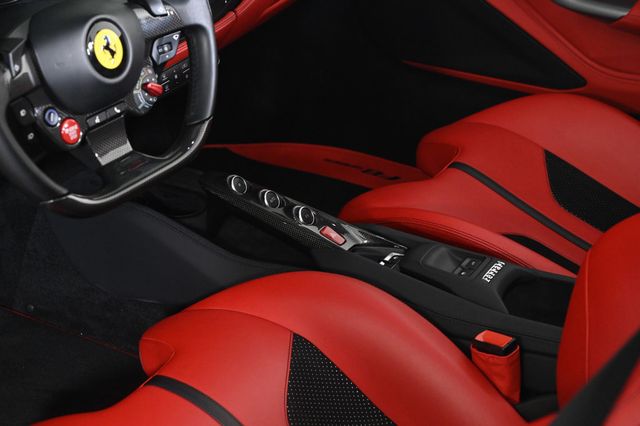 2021 Ferrari F8 Spider Base - 22993184 - 20