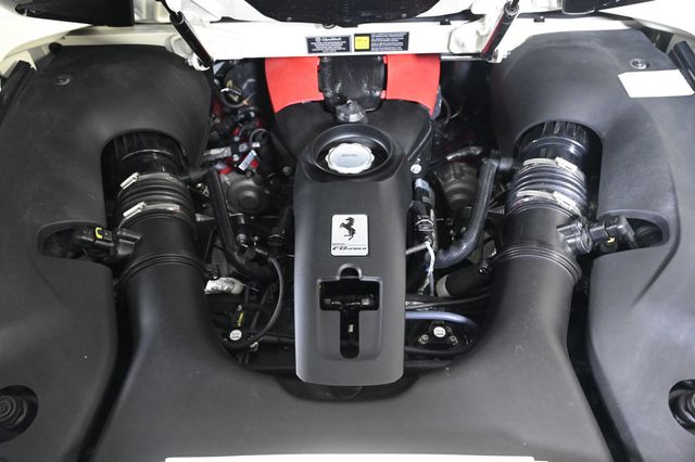 2021 Ferrari F8 Spider Base - 22993184 - 4