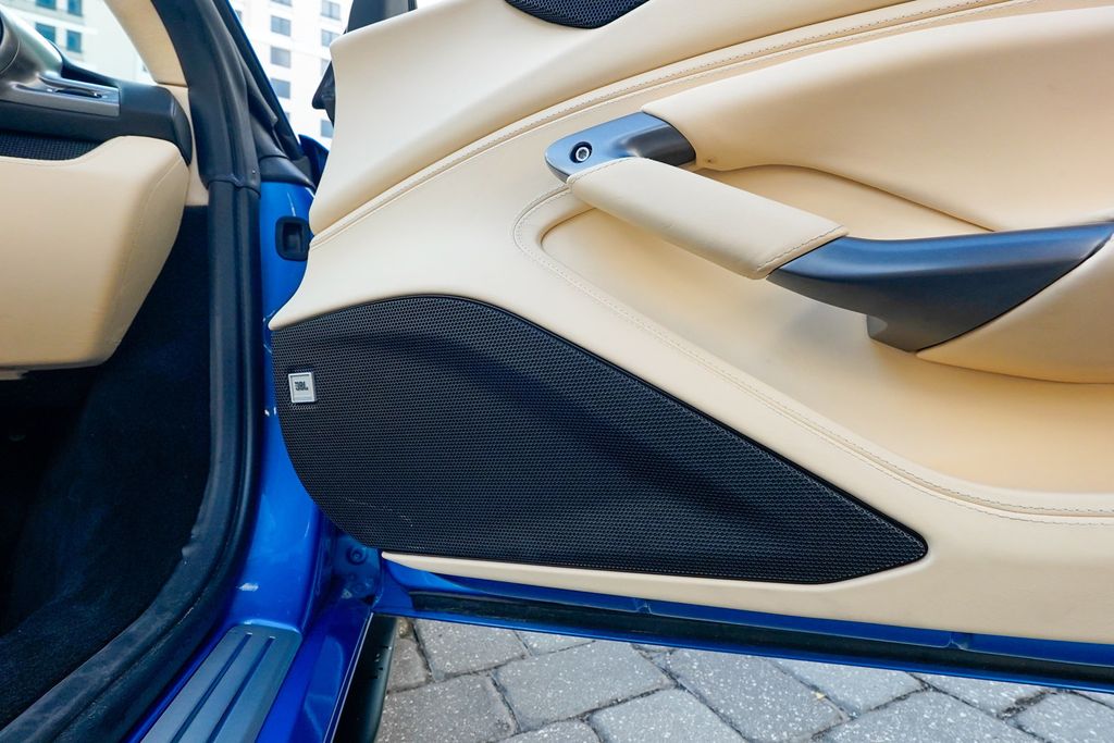 2021 Ferrari F8 Spider Convertible - 22977757 - 79