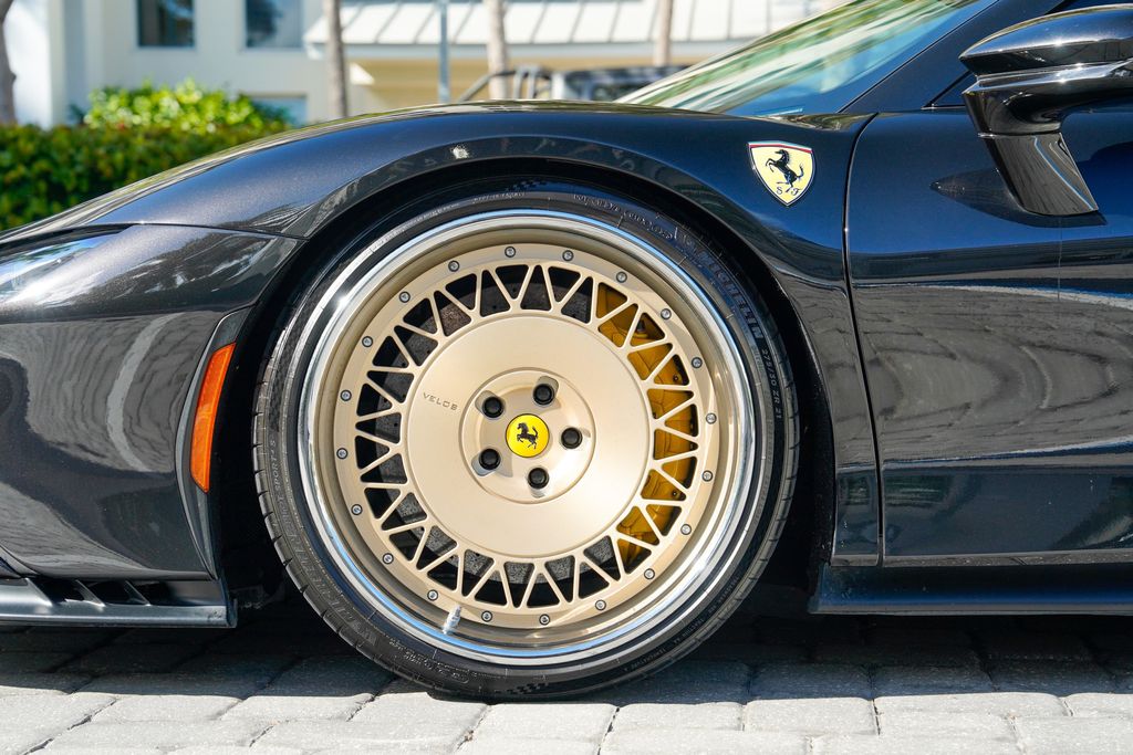 2021 Ferrari SF90 Stradale Coupe - 22998025 - 13