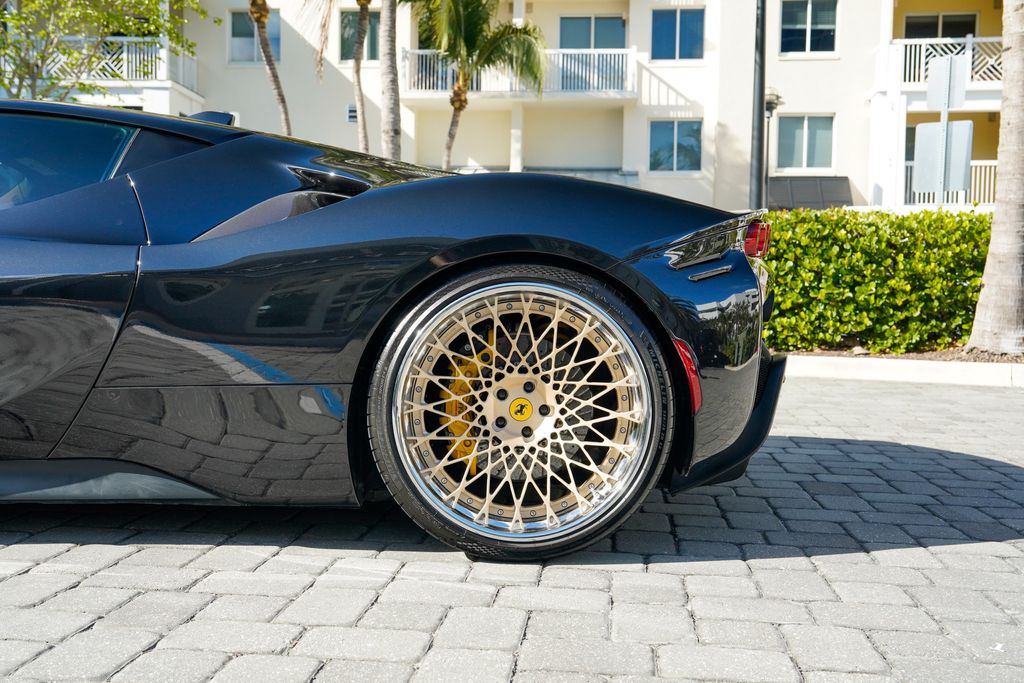 2021 Ferrari SF90 Stradale Coupe - 22998025 - 15