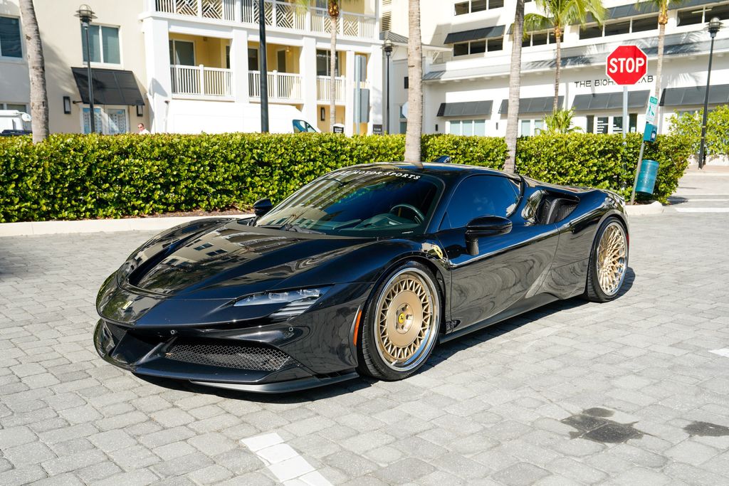 2021 Ferrari SF90 Stradale Coupe - 22998025 - 1