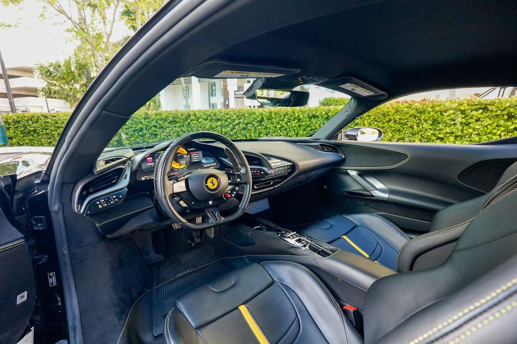 2021 Ferrari SF90 Stradale Coupe - 22998025 - 2