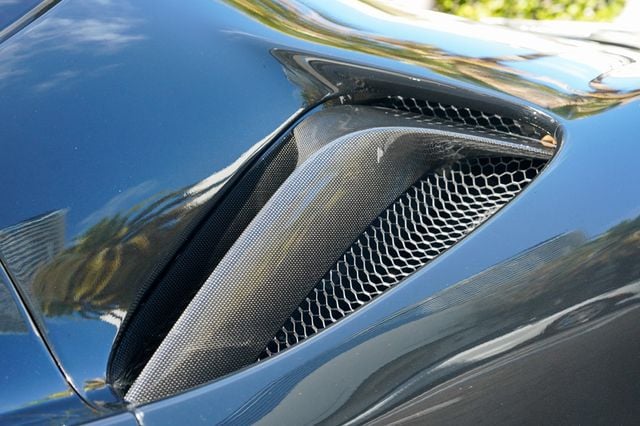 2021 Ferrari SF90 Stradale Coupe - 22998025 - 44