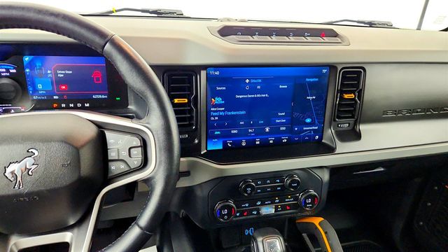 2021 Ford Bronco Badlands 4 Door Advanced 4x4 w/ Sasquatch Pkg & High Pkg - 23040982 - 17