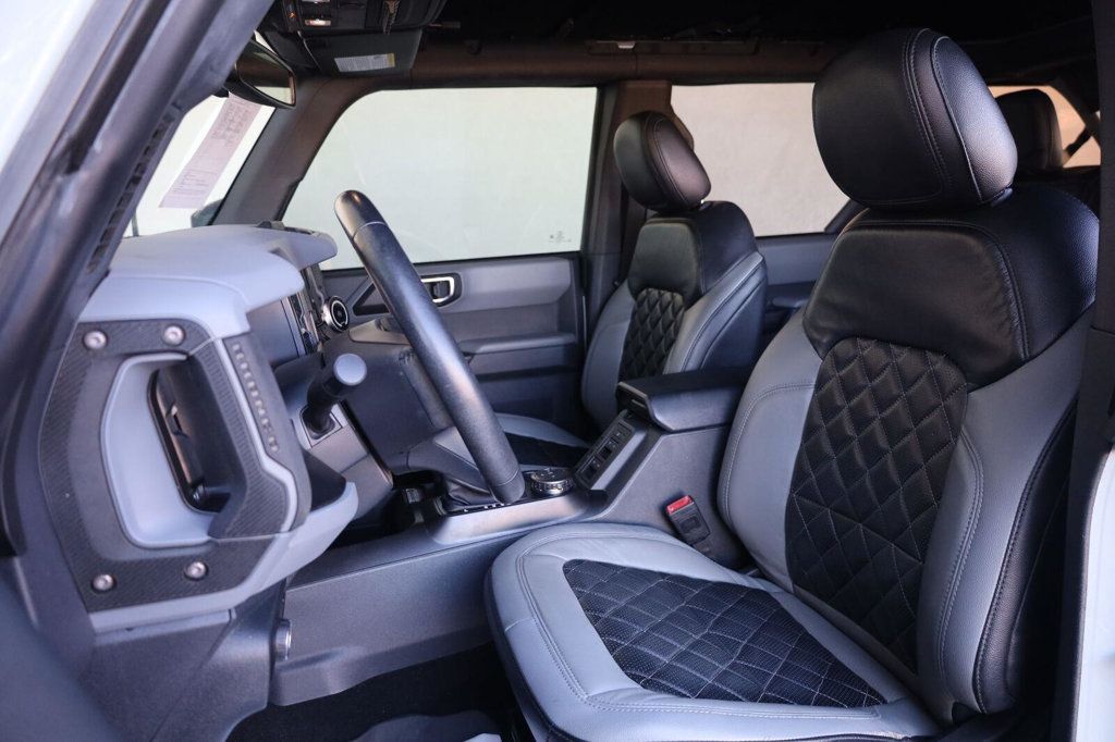 Ford Bronco photo 18