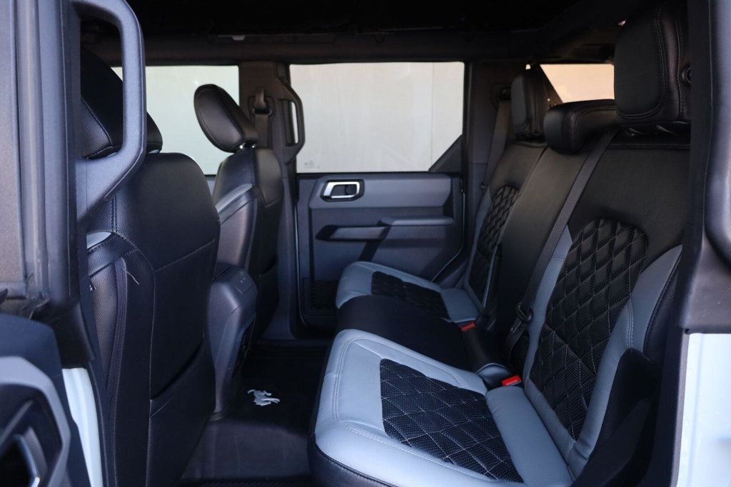 Ford Bronco photo 20