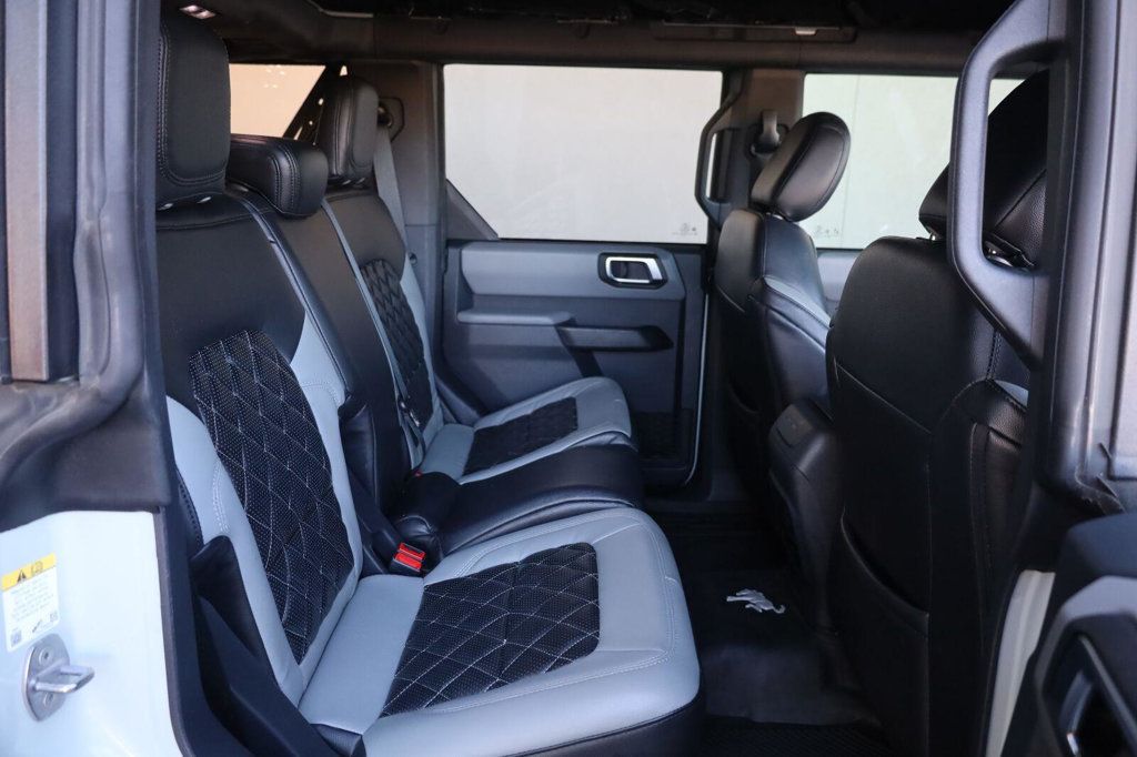 Ford Bronco photo 23