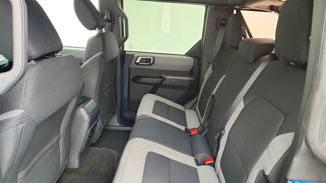 2021 Ford Bronco Big Bend 4 Door 4x4 with LED Signature Lighting - 22969057 - 23