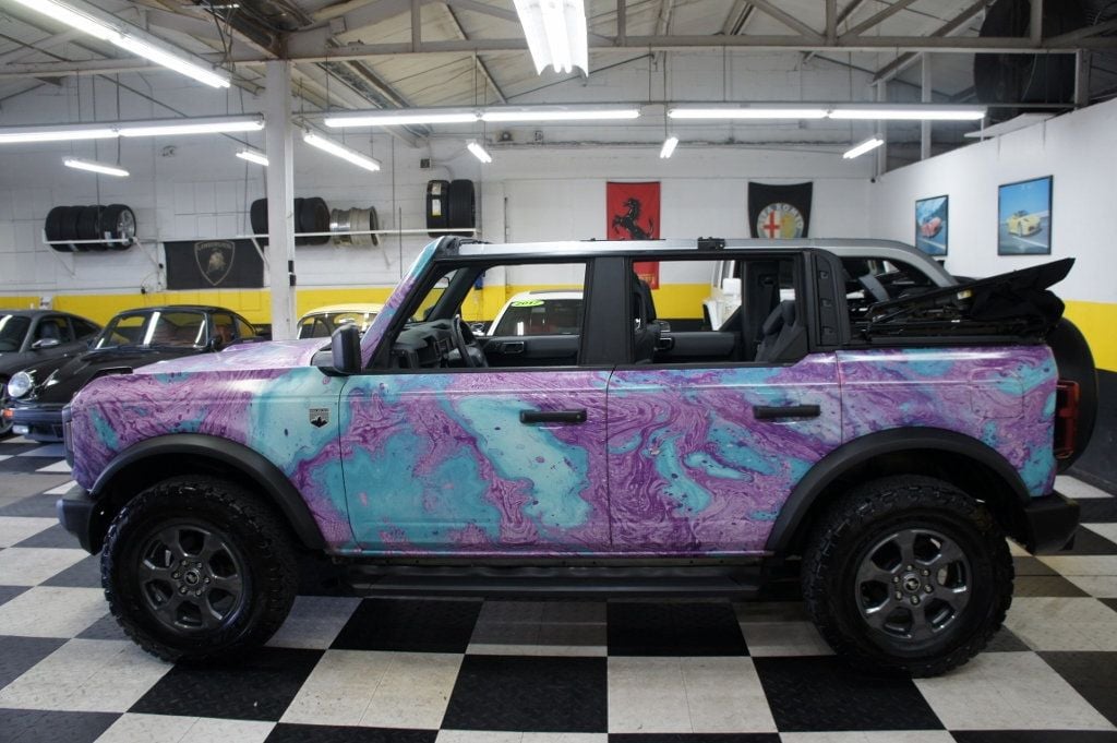 2021 Ford Bronco Big Bend 4x4! 1-Owner! Custom Wrap, Manual 7 spd, Only 3k miles - 22936221 - 4