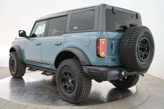 2021 Ford Bronco First Edition - 23077523 - 4